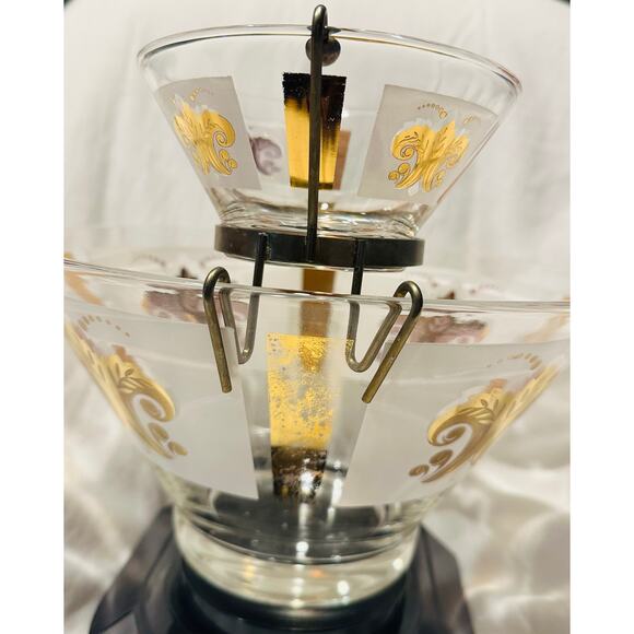 Vintage MCM Glass Chip and Dip Set Gold & Frosted Fleur-de-Lis Design Party chic - Picture 7 of 10